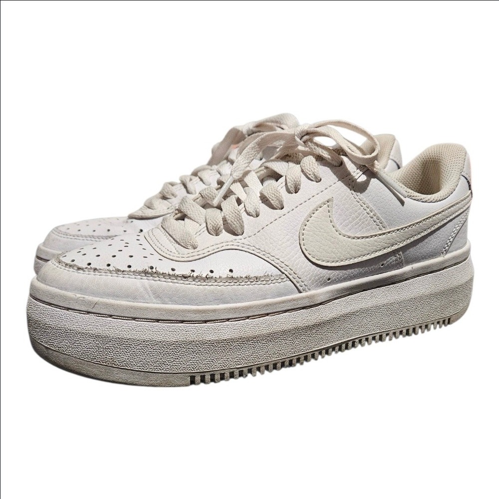 Nike Court Vision Alta LTR White Platform Sneakers DM0113-100 Womens Size 8.5